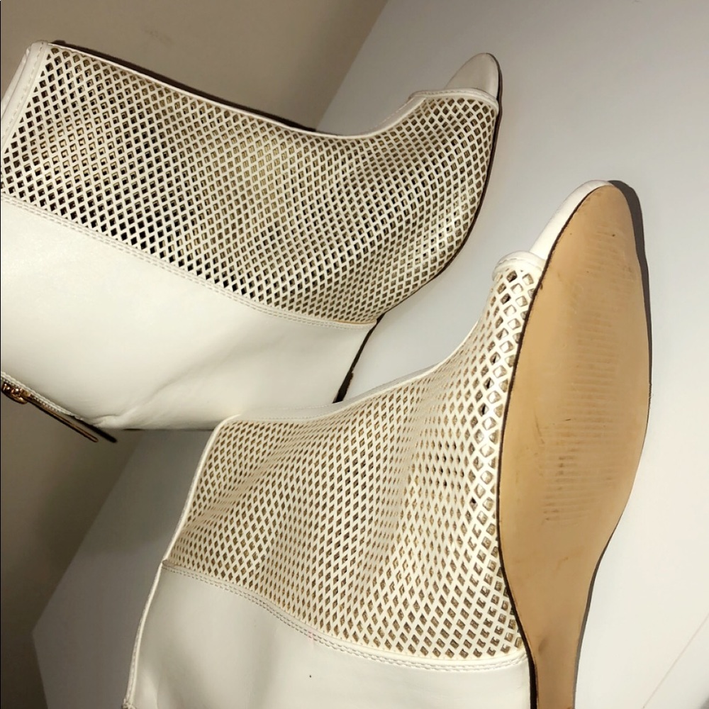 Heels - Picture 3 of 6